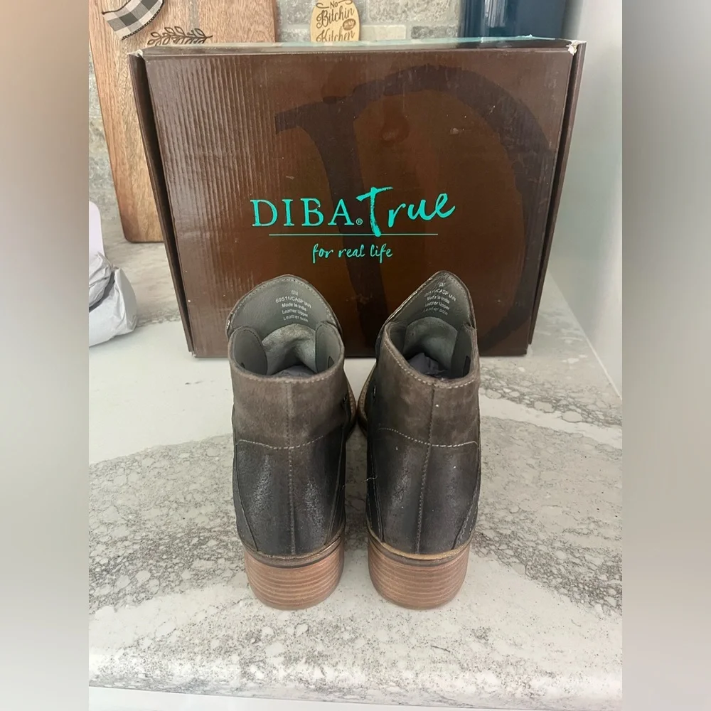 Diba True Caspian Women’s Booties Dark Grey Casual- NIB